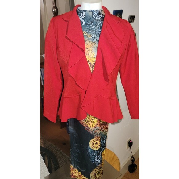 Sophisticated Fashion High Quality Joan Rivers Red Soft Knit Flutter Lapel Shrug - Picture 11 of 14